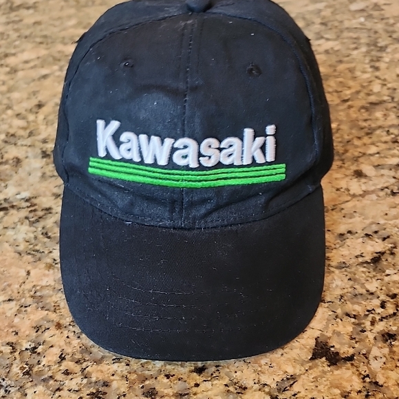 Kawasaki Black Cap with Green Accents - Picture 1 of 5